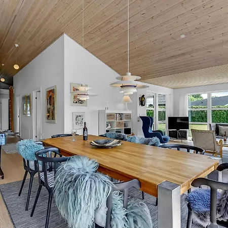 Amazing In Aabenraa With Sauna Holiday home *