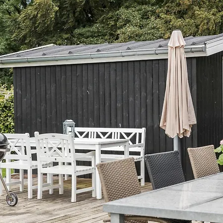 Beautiful Home In Aabenraa With Sauna Prázdninový dům